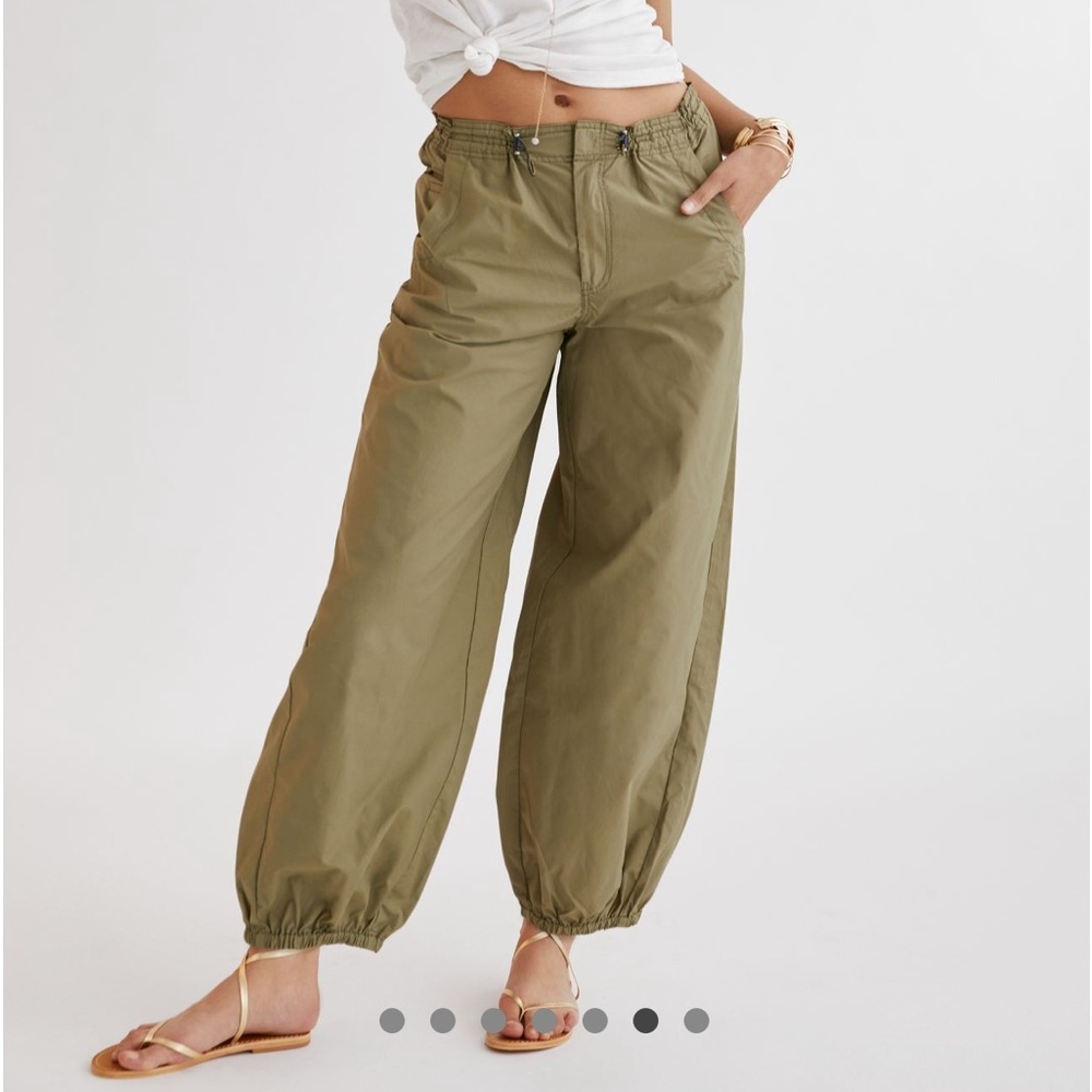 🆕 NWT ✨Anthropologie Packable Parachute Pants - MP